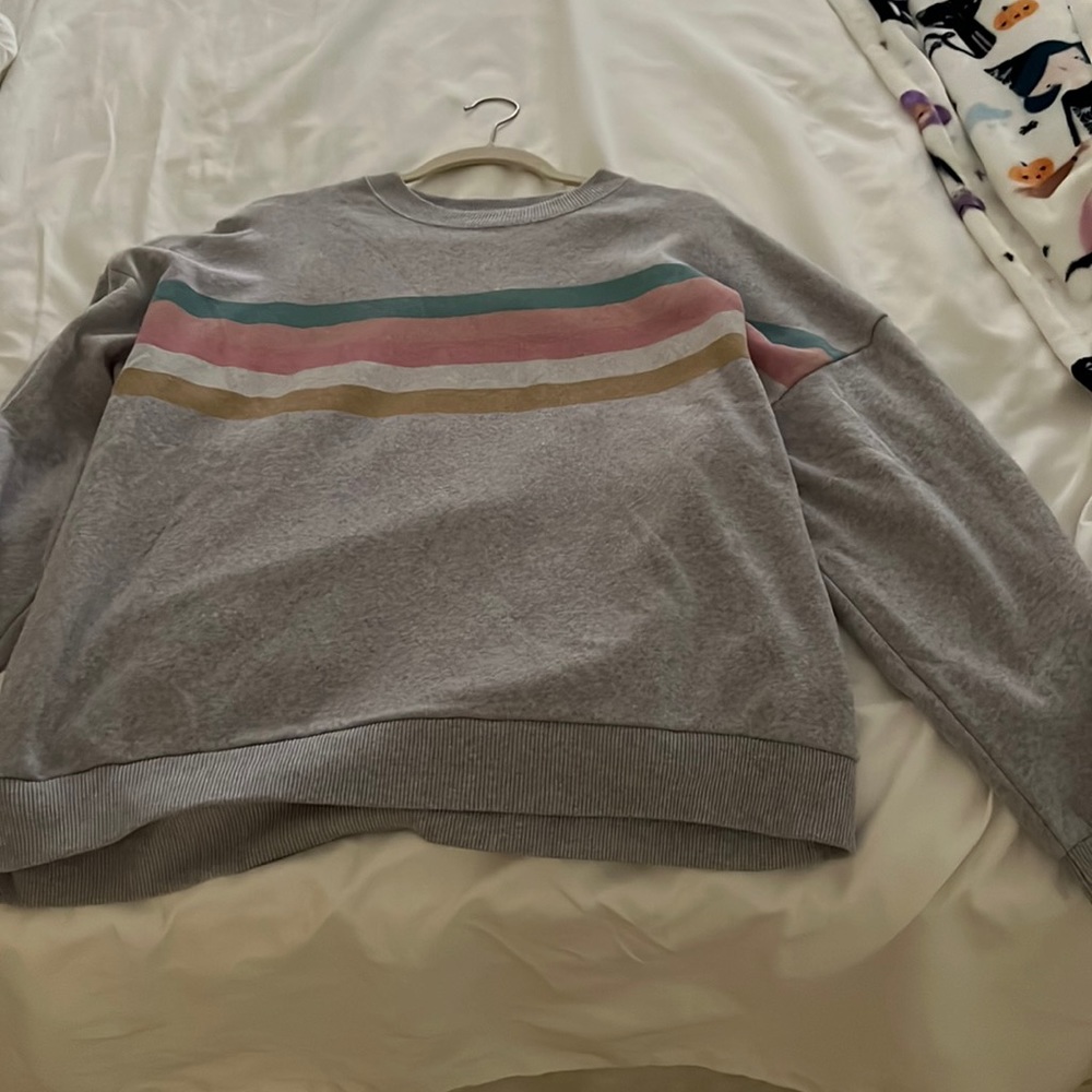 American eagle sweatshirt! Only worn twice !